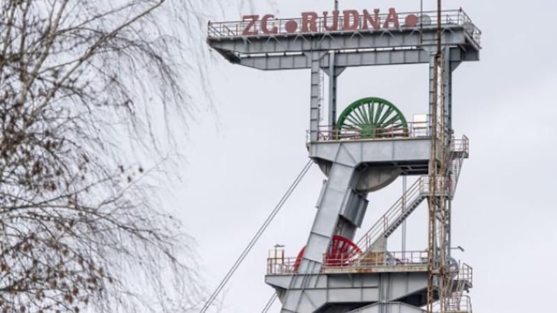 Землетрус у Польщі: рятувальники підняли на землю тіла останніх шахтарів