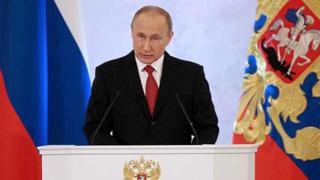 Путину аплодируют все меньше (Инфографика)