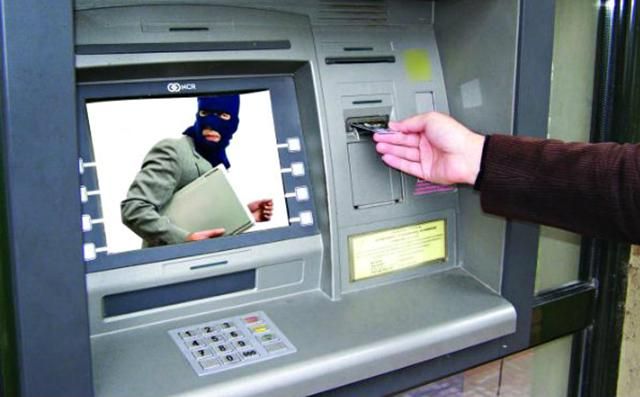 Мужчина расстрелял банкомат в Днепре