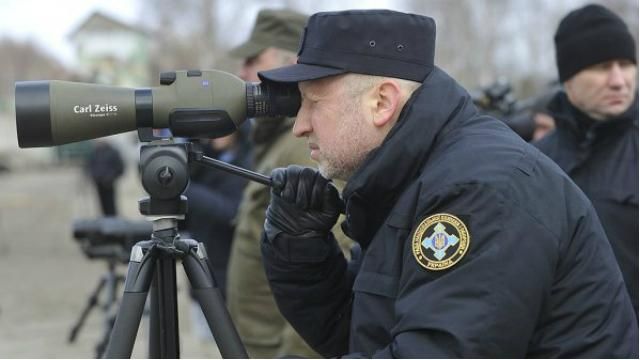 Навчання біля Криму відновились, але ракет поки не запускають