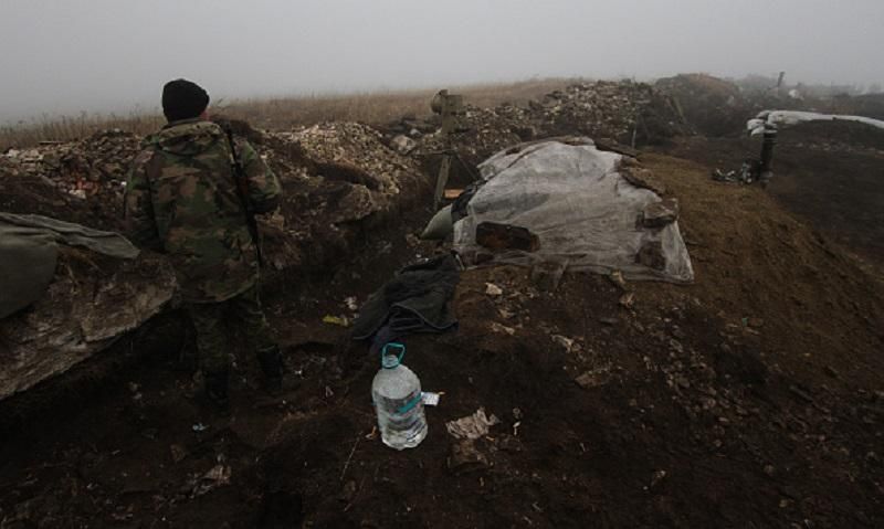 Полторак розповів, скільки російських найманців чатують на Сході України