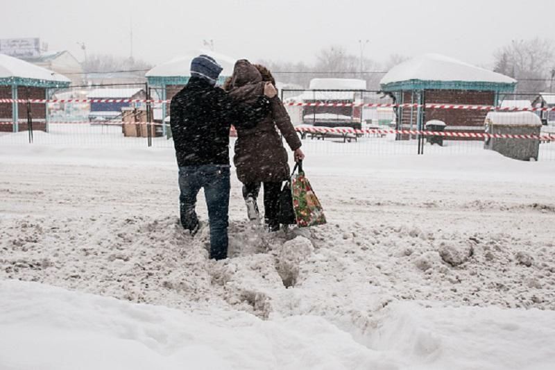 В "Укрзализныце" сообщили, повлияла ли непогода на движение поездов