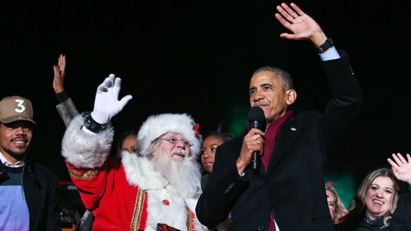 Обама з сім'єю "запалили" ялинку у Вашингтоні та заспівали відому різдвяну пісню