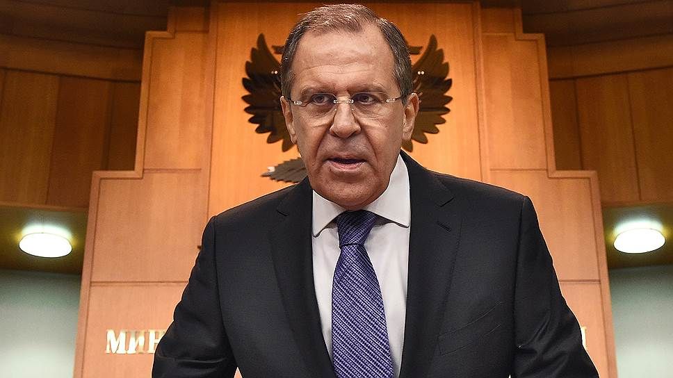 Лавров різко відповів журналістові на питання про Крим Лавров різко відповів журналістові на питання про Крим