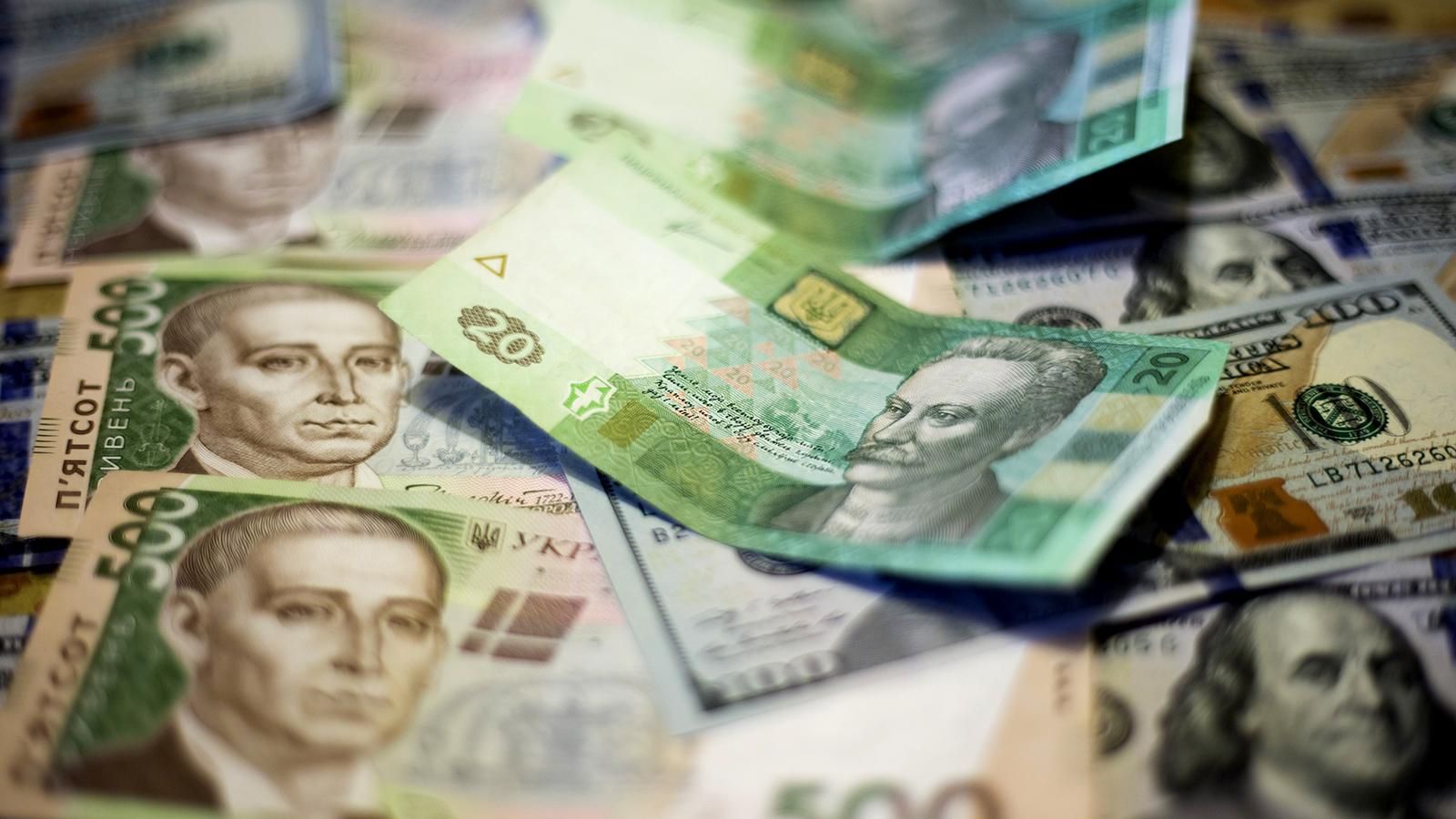 Готівковий курс валют 2 грудня: гривня втратила кілька копійок в ціні