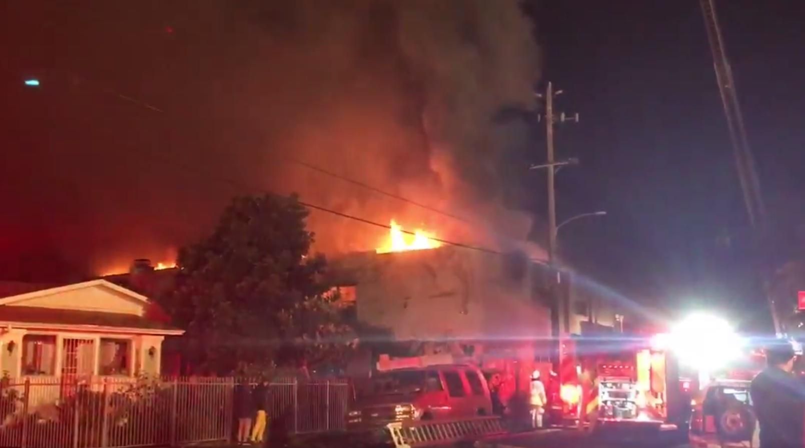 Дев’ять людей згоріло заживо через жахливу пожежу в США Дев’ять людей згоріло заживо через жахливу пожежу в США