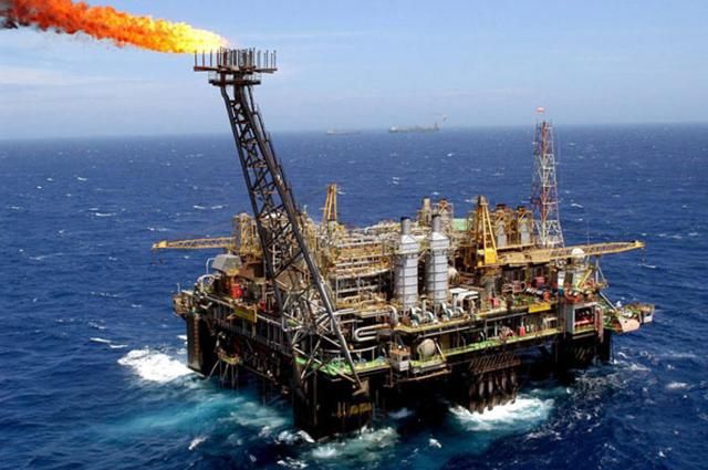 Россия массово ворует украинский газ в Черном море, – адмирал