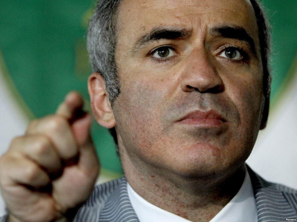 Екс-чеміпон світу закликає Канаду накласти санкції на російських посадовців Екс-чеміпон світу закликає Канаду накласти санкції на російських посадовців