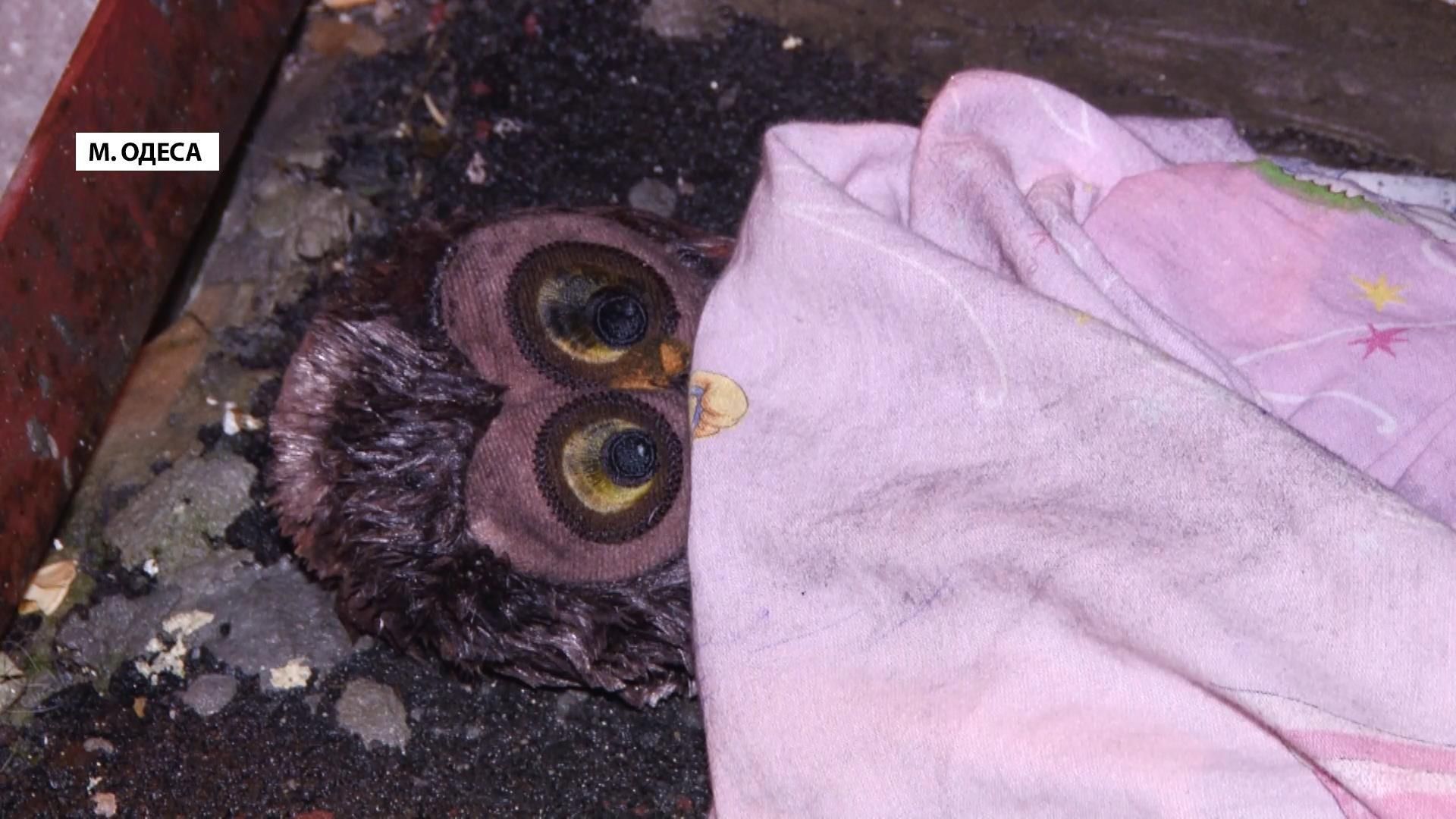 Надзвичайники розповіли деталі смертельної пожежі в Одесі Надзвичайники розповіли деталі смертельної пожежі в Одесі