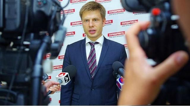 Стало известно, о чем Порошенко говорил на фракции своим депутатам Стало известно, о чем Порошенко говорил на фракции своим депутатам