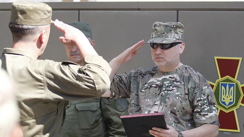 Турчинов привітав ЗСУ зі святом: Ви – справжні нащадки запорізьких козаків Турчинов привітав ЗСУ зі святом: Ви – справжні нащадки запорізьких козаків