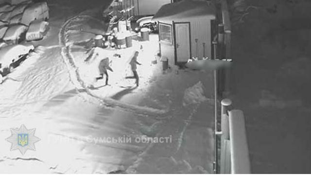 Озброєні школярі спробували пограбувати склад конфіскату Озброєні школярі спробували пограбувати склад конфіскату