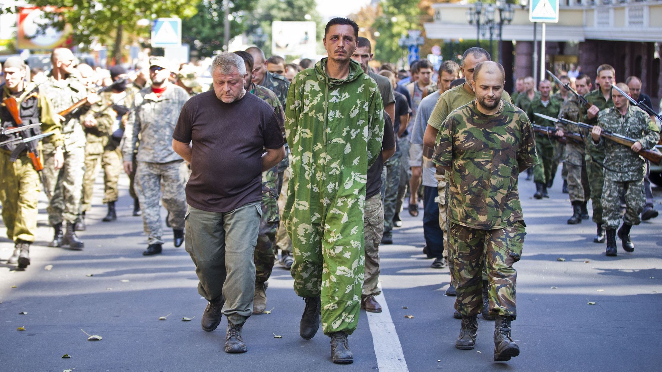 Терористи вимагають від України звільнити понад 650 бойовиків в обмін на 14 полонених українців