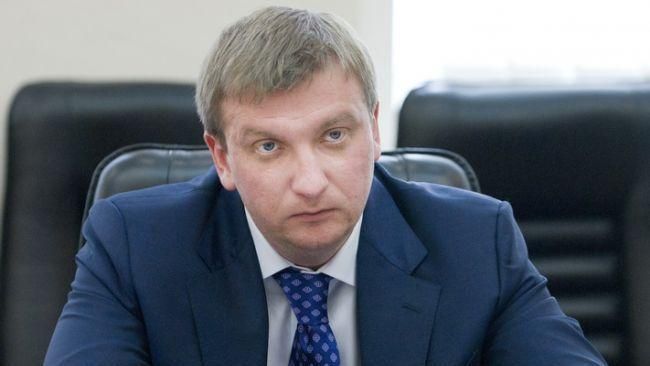 Скільки "грошей Януковича" планує отримати Кабмін Скільки "грошей Януковича" планує отримати Кабмін