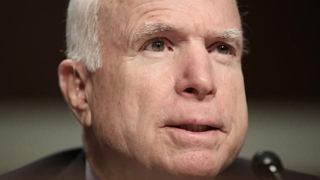 Американский сенатор Джон Маккейн посетит Украину Американский сенатор Джон Маккейн посетит Украину