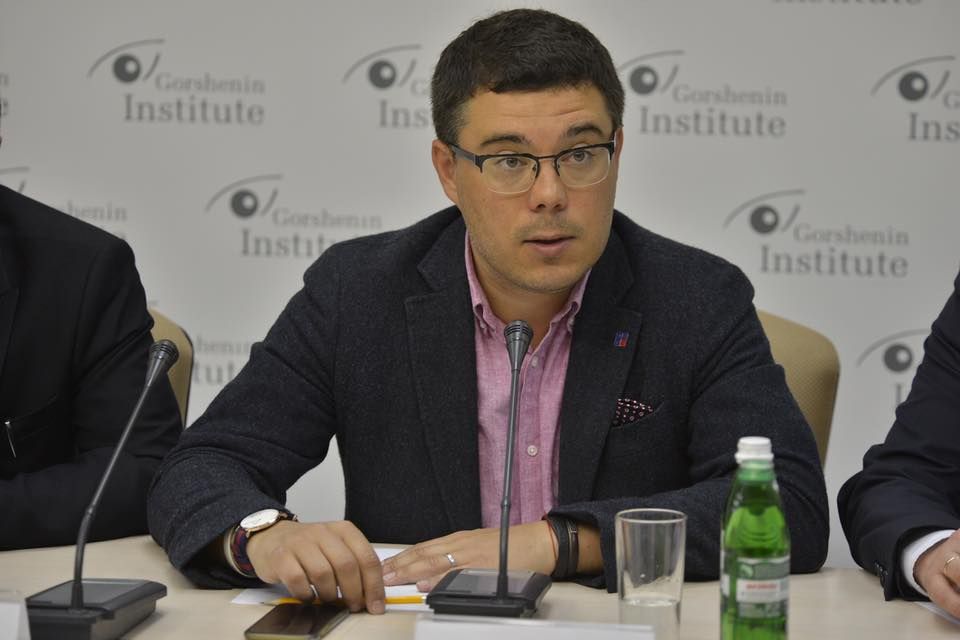 Березовец прокомментировал лишение Новинского неприкосновенности Березовец прокомментировал лишение Новинского неприкосновенности