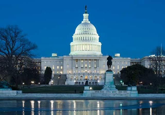 Решение за президентом США: Сенат одобрил выделение Украине 350 миллионов долларов Решение за президентом США: Сенат одобрил выделение Украине 350 миллионов долларов