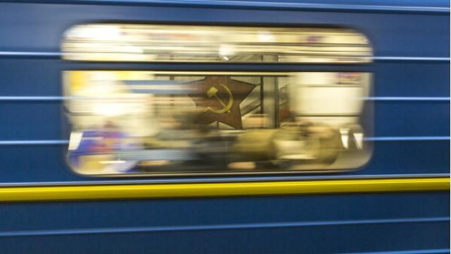 В Киеве не работает одна из веток метро (Обновлено)