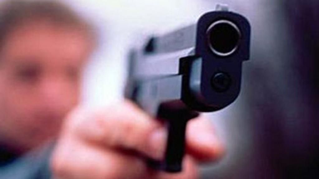 Стрілянина у трамваї сталася у Києві Стрілянина у трамваї сталася у Києві