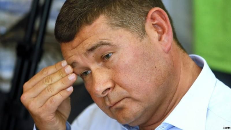 Адвоката Онищенко оставили под стражей
