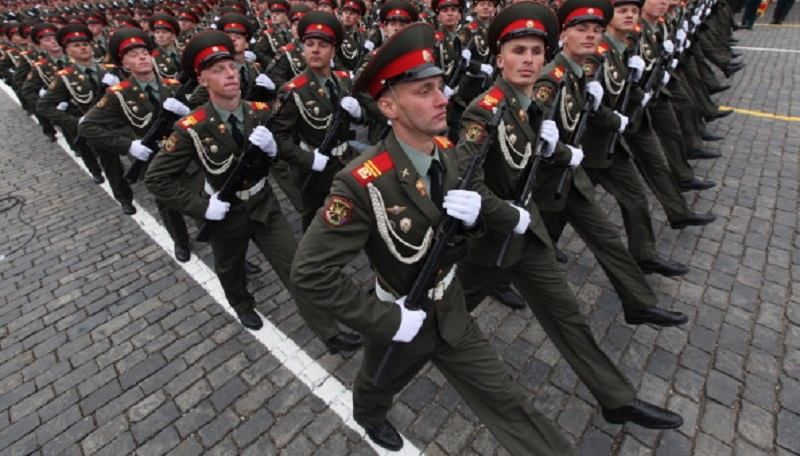 Промовиста інфографіка: скільки витрачають на оборону США, Росія та Німеччина Промовиста інфографіка: скільки витрачають на оборону США, Росія та Німеччина