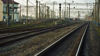 Пассажирский поезд насмерть сбил мужчину на Полтавщине