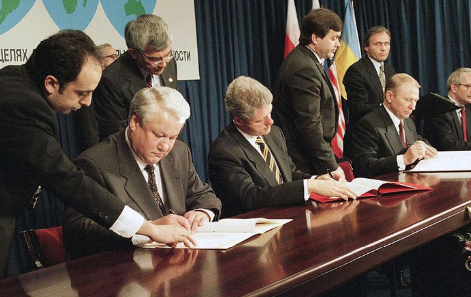 Эксперт объяснил, почему Будапештский меморандум не мог спасти Украину от агрессии РФ