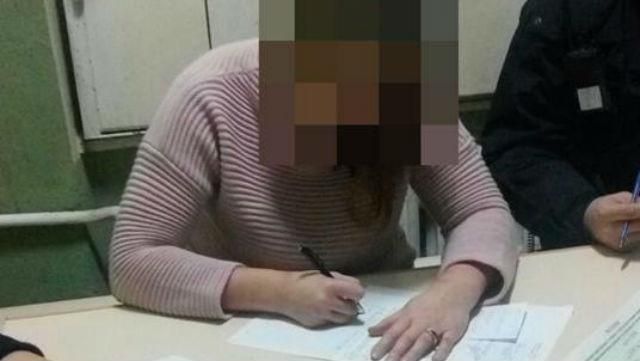 Сильно пьяная львовянка устроила дебош в отделении