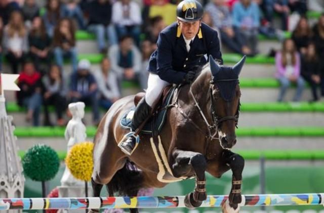 Стало відомо, де перебуває втікач Онищенко Стало відомо, де перебуває втікач Онищенко