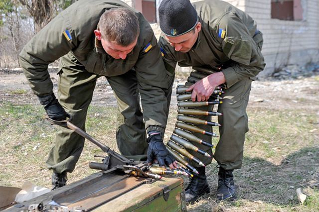 Терористи на Донбасі використовують нову невідому зброю, – бійці АТО