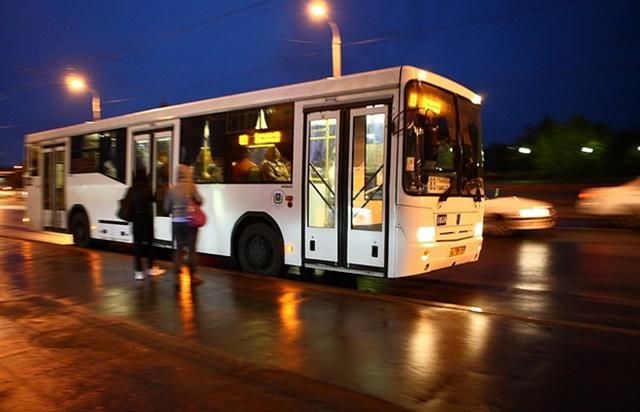 П’ять маршрутів громадського транспорту курсуватимуть Києвом у новорічну ніч