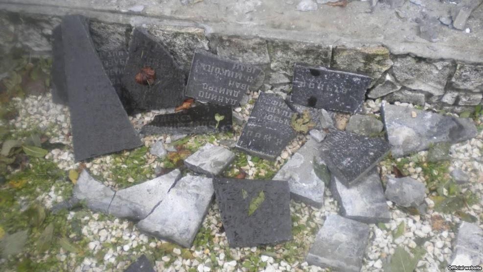 У Польщі українські пам'ятники можуть прирівняти до символів тоталітарного режиму
У Польщі українські пам'ятники можуть прирівняти до символів тоталітарного режиму