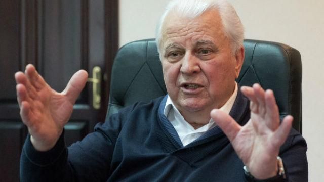 Кравчук різко відповів Горбачову на його ідею про відновлення Союзу Кравчук різко відповів Горбачову на його ідею про відновлення Союзу