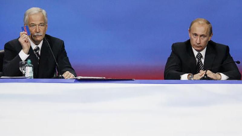 У Путіна висунули ультиматум Порошенку щодо терористів Донбасу У Путіна висунули ультиматум Порошенку щодо терористів Донбасу