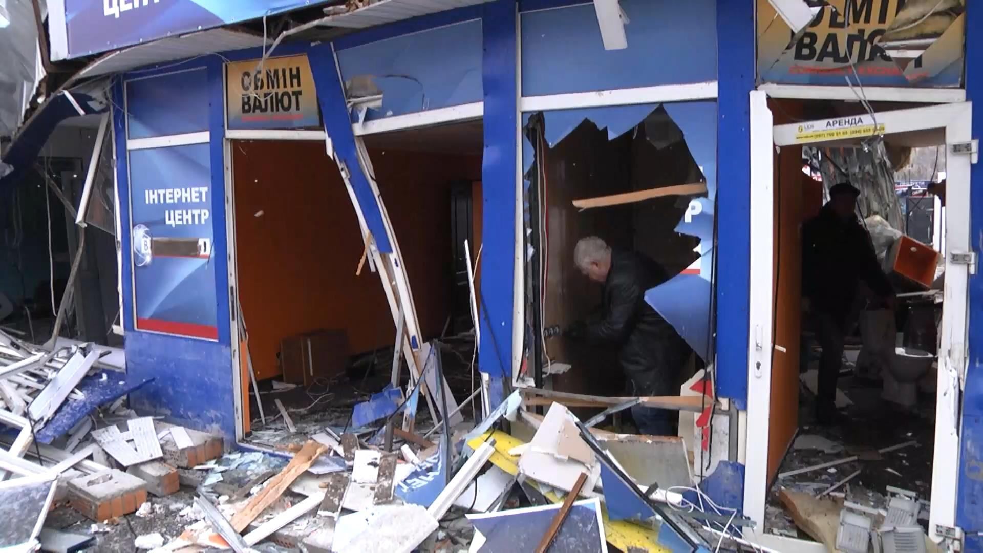 Влада Києва оголосила, що з'явиться на місці розтрощеного ринку на Оболоні Влада Києва оголосила, що з'явиться на місці розтрощеного ринку на Оболоні