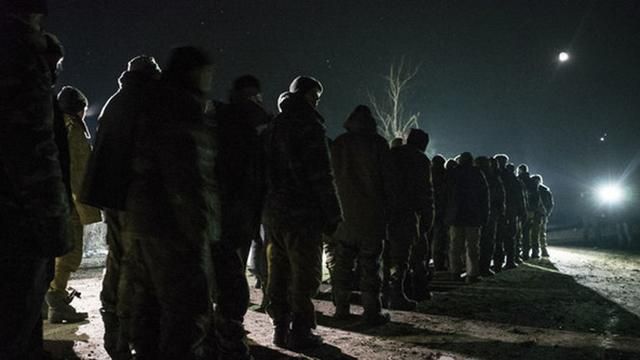 Ветерани АТО висунули ультиматум терористам: всі полонені мають бути обміняні Ветерани АТО висунули ультиматум терористам: всі полонені мають бути обміняні