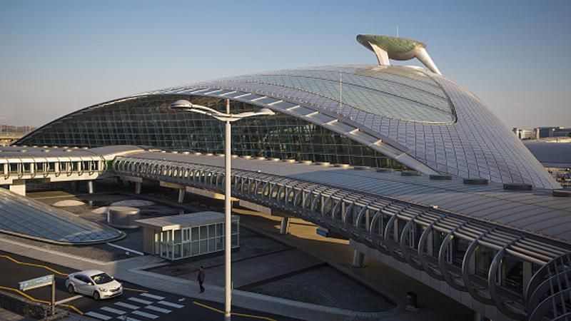 Більше 20 росіян затримали в Кореї Більше 20 росіян затримали в Кореї