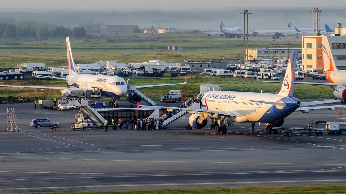 Командир самолета потерял сознание во время взлета и умер в России Командир самолета потерял сознание во время взлета и умер в России