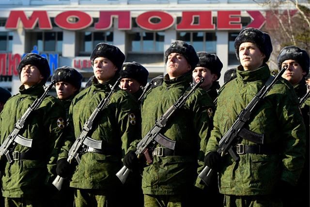 На карте обозначили, где в Украине размещены военные базы России На карте обозначили, где в Украине размещены военные базы России