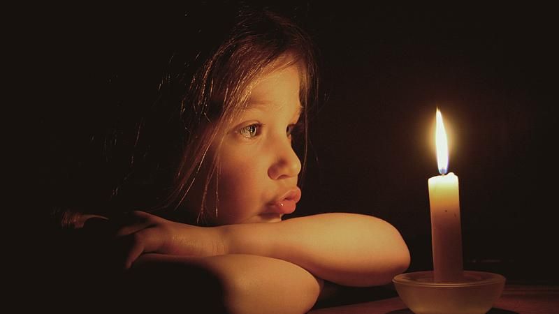 Пів-Києва залишилось без світла через аварію Пів-Києва залишилось без світла через аварію