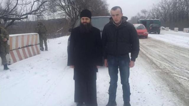 Порошенко поспілкувався з звільненим "кіборгом" Колодієм Порошенко поспілкувався з звільненим "кіборгом" Колодієм