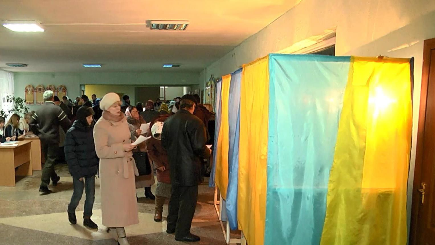 Местные выборы проходят активнее, чем в Верховную Раду: ход голосования