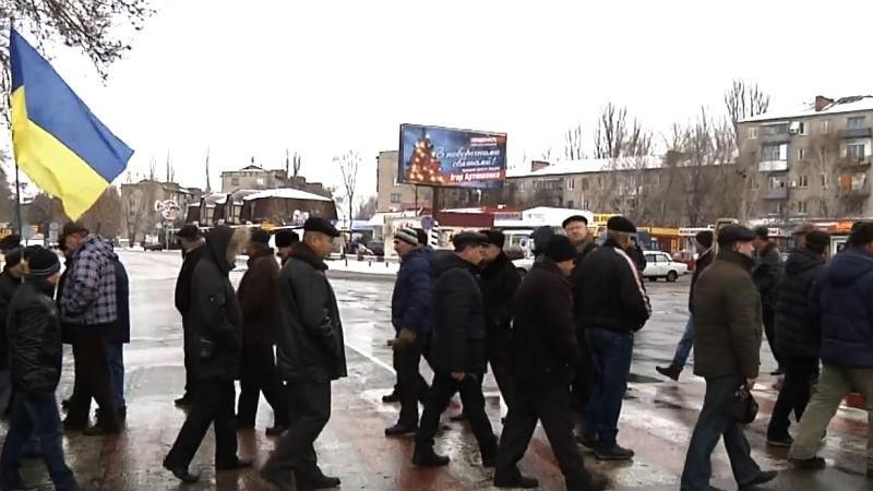 Бывшие милиционеры перекрыли трассу Харьков – Симферополь