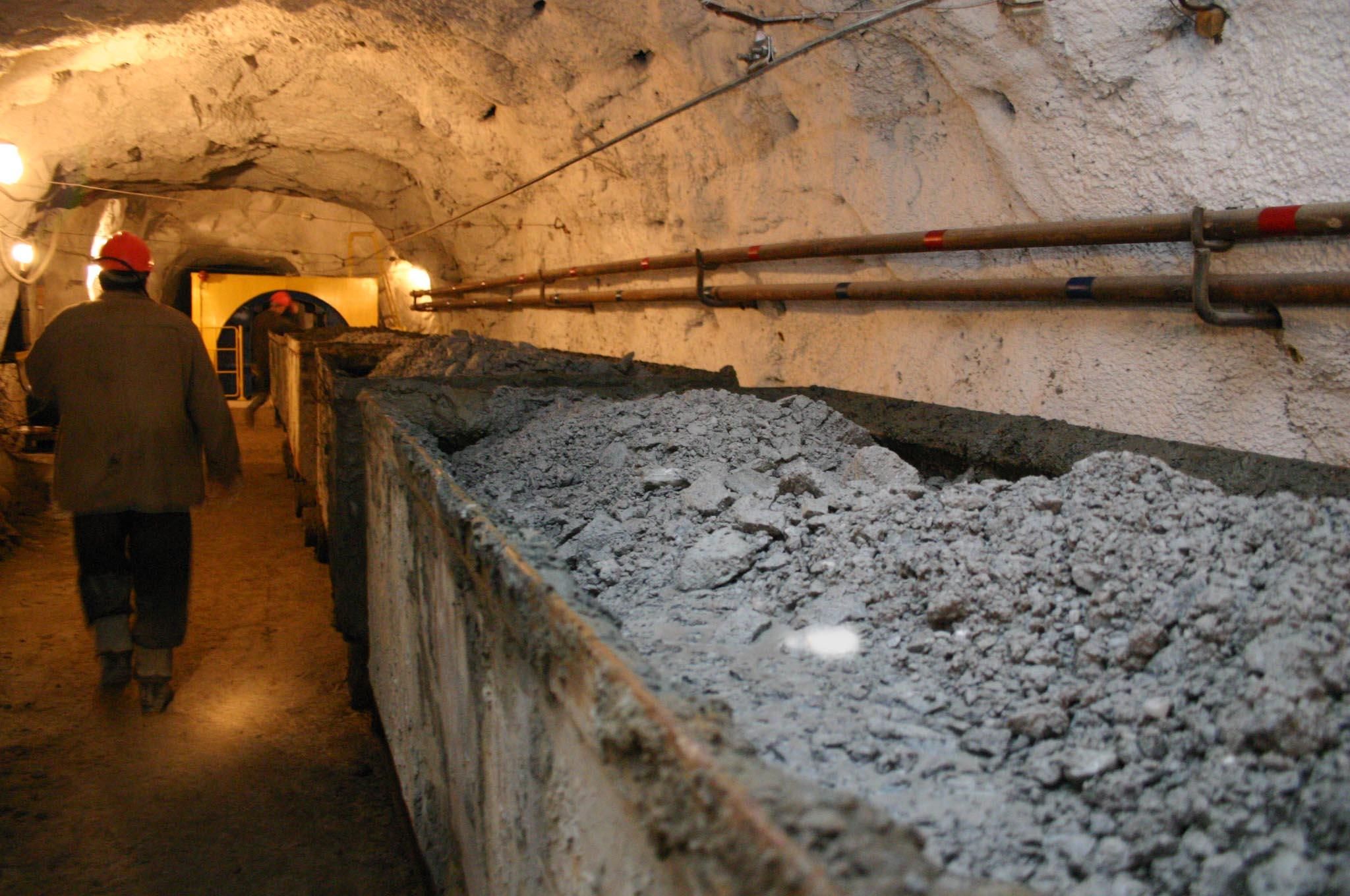На шахті "Торецьквугілля" стався обвал: з-під завалів дістали сімох людей