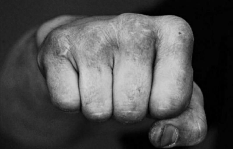 Колишній та нинішній "опоблоківці" побилися у міськраді Дніпра
Колишній та нинішній "опоблоківці" побилися у міськраді Дніпра