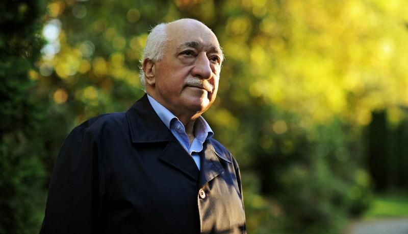 Эрдоган заявил, что убийца посла является последователем его политического оппонента
Эрдоган заявил, что убийца посла является последователем его политического оппонента