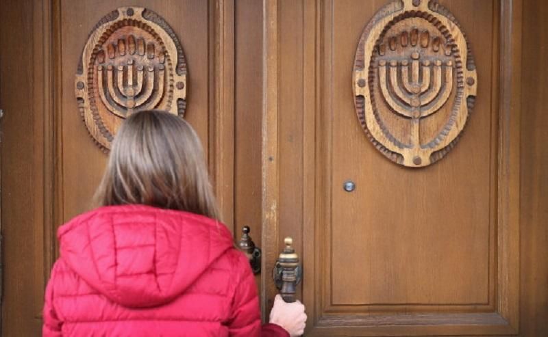 Волонтер опроверг версию о "российском следе" в атаке на синагогу в Умани Волонтер опроверг версию о "российском следе" в атаке на синагогу в Умани