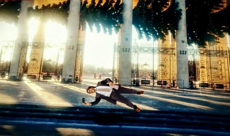 В Росії повісилась новорічна ялинка
В Росії повісилась новорічна ялинка