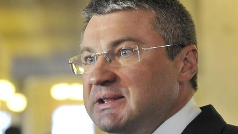 Фракцию БПП покинул еще один нардеп Фракцию БПП покинул еще один нардеп