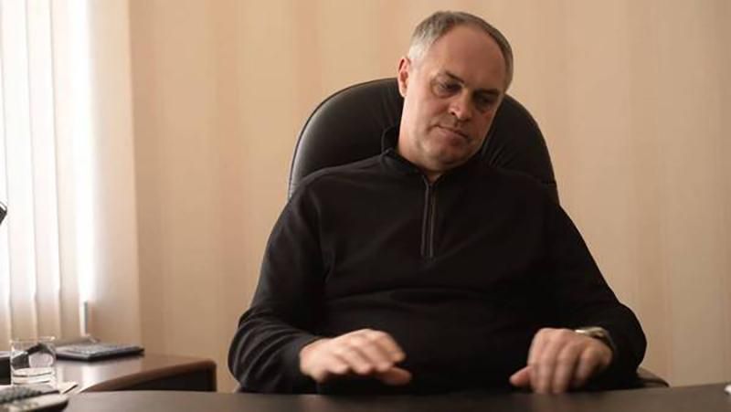Екс-регіонала облили "кров'ю" на Донбасі, після чого розпочалася бійка 